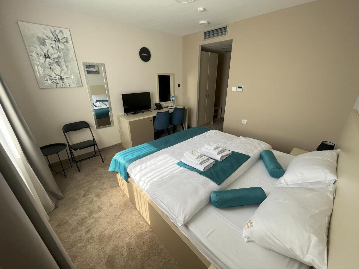 Garni Hotel Imperium Szabadka Kültér fotó